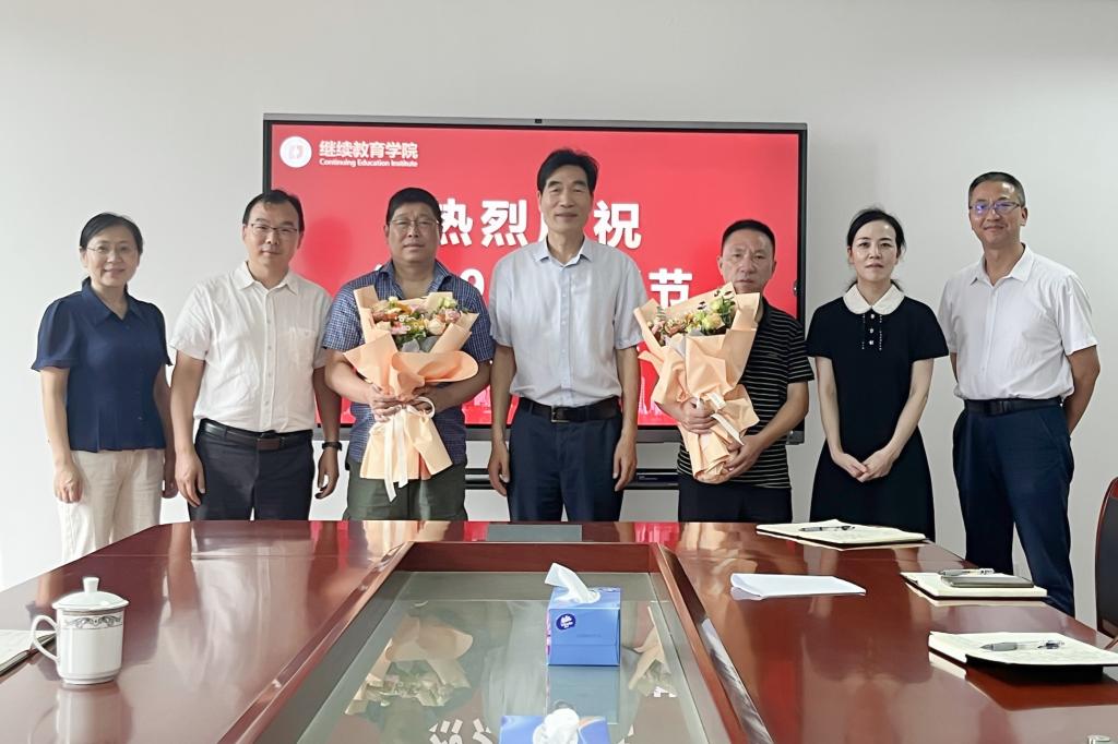 https://news.nbut.edu.cn/__local/9/CF/E6/98E366605AE4381DA19D35306CA_CC49B6E2_159DF.jpg